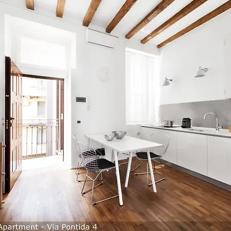 Brera Apartments In Moscova Milan Exterior photo